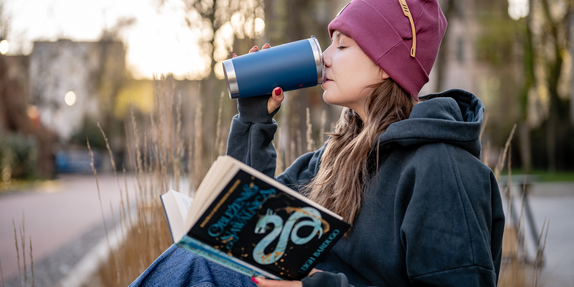 Kubek termiczny Humanas Fluo 600 ml - niebieski